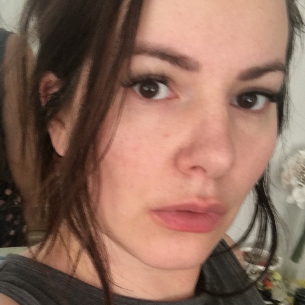 Meet your Posher, Sabrina